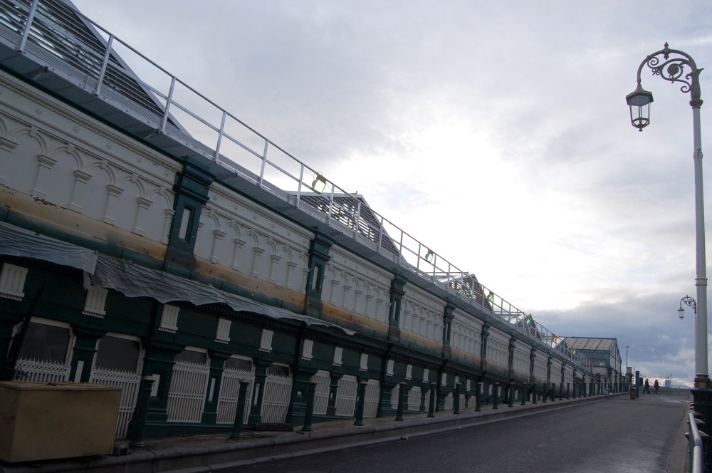 waverley train station entrance