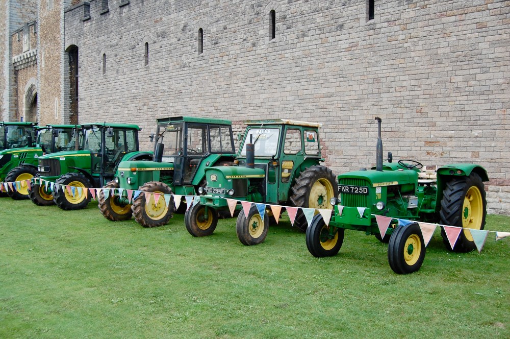 28th tractors