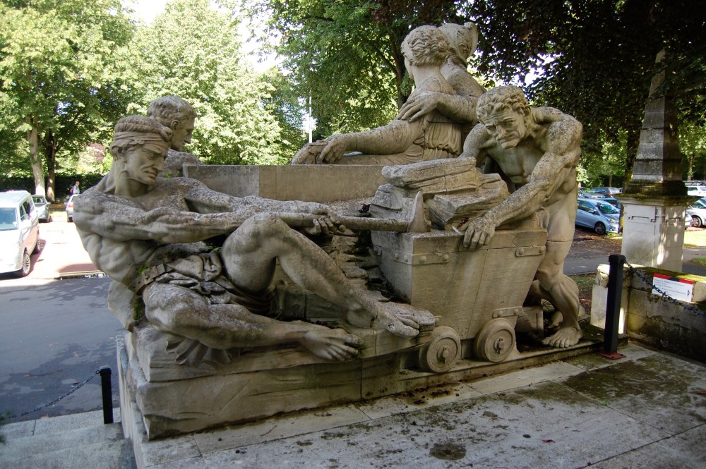 Minerva, Albert Hodge